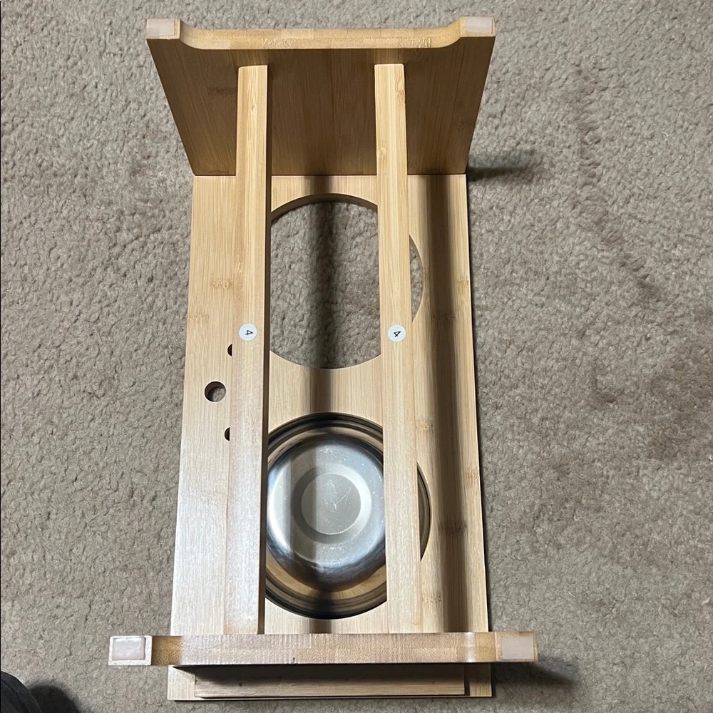 Elevated Food Bowl